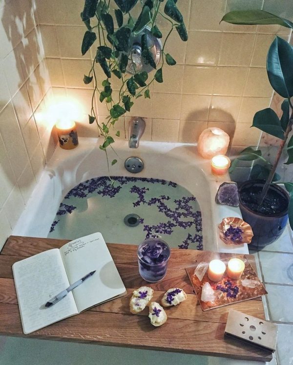 Blueberry & Acai Antioxidant Facial - Image 3